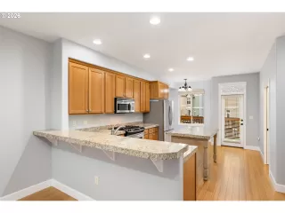 Photo #3: 349366676 Listing 