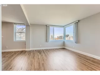 Photo #6: 349741373 Listing 