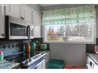 Photo #4: 350020646 Listing 