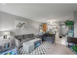 Photo #6: 350020646 Listing 