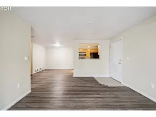 Photo #3: 350138910 Listing 