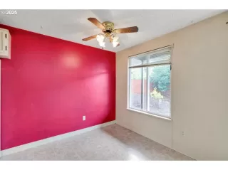 Photo #5: 350521816 Listing