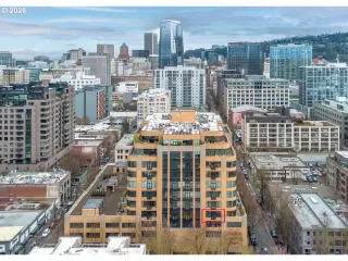 Photo #2: 350776846 Listing 