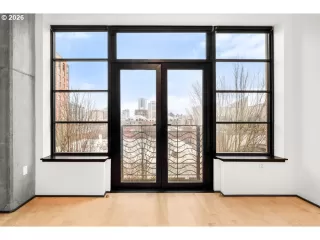 Photo #6: 350776846 Listing 