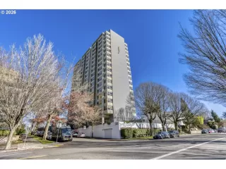 More Details about MLS # 350990288 : 1220 NE 17TH AVE 5F