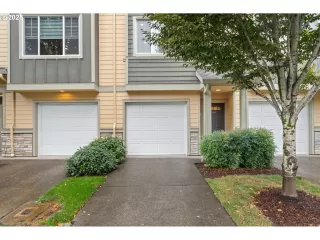 Photo #1: 351138048 Listing