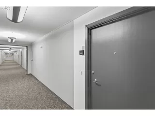 Photo #2: 353531559 Listing
