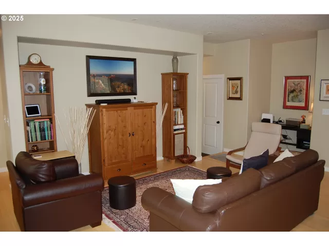 MLS: 353537031 Condo For Sale