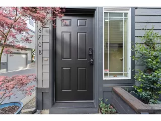 Photo #3: 355591339 Listing