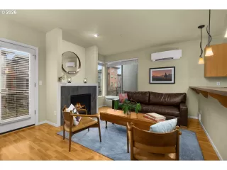 Photo #3: 355743326 Listing 