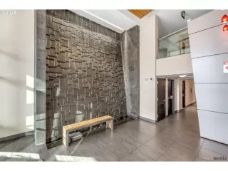 Photo #5: 355958998 Listing 