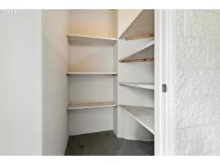 Photo #4: 356640529 Listing 