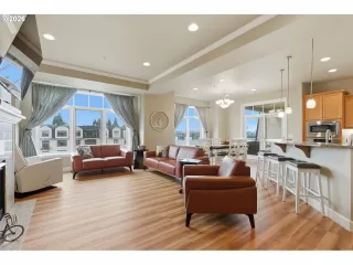 Photo #3: 356766670 Listing