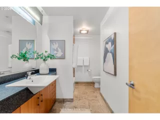 Photo #6: 356790099 Listing 