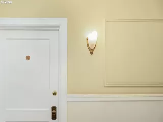 More Details about MLS # 357422473 : 20 NW 16TH AVE 407