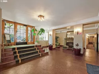 Photo #3: 357422473 Listing 