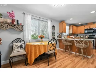 Photo #6: 357566500 Listing 