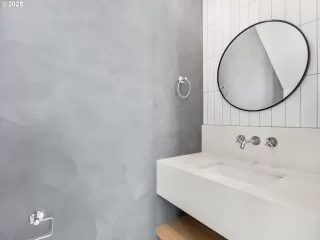 Photo #6: 357619112 Listing