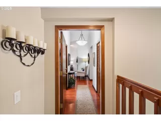 Photo #5: 357748644 Listing 