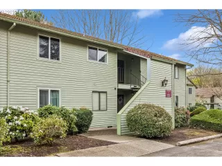 Photo #1: 357823172 Listing