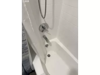 Photo #3: 357910699 Listing