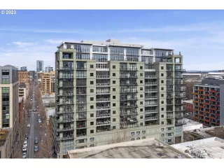 More Details about MLS # 357929863 : 1025 NW COUCH ST 613