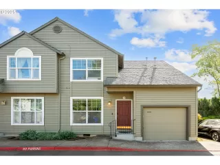 More Details about MLS # 358129533 : 19189 SE YAMHILL ST 5