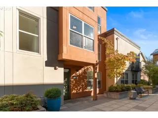 Photo #1: 358419654 Listing