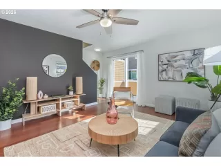 Photo #2: 360066554 Listing 