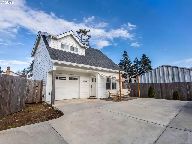 MLS: 360206672 Condo For Sale