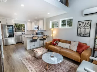 Photo #3: 360206672 Listing 