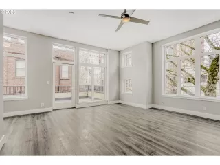 Photo #1: 360606583 Listing 