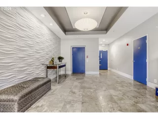 Photo #4: 360606583 Listing 