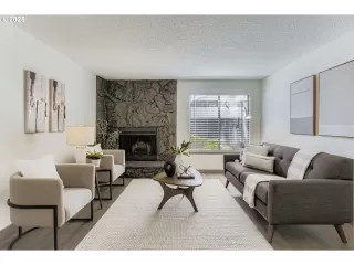 Photo #6: 361245623 Listing