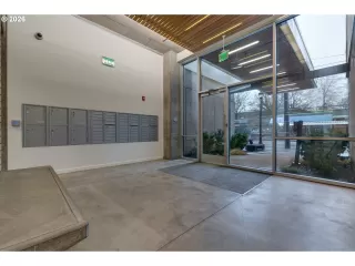 Photo #2: 361446747 Listing 