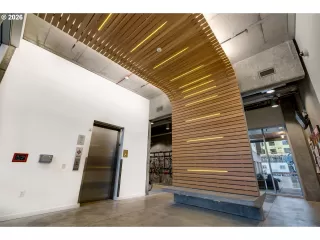 Photo #4: 361446747 Listing 