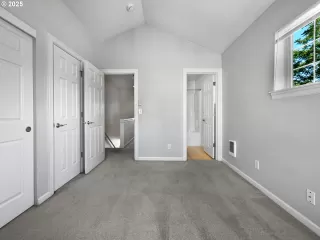 Photo #2: 362111086 Listing