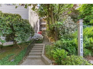 Photo #1: 362857162 Listing