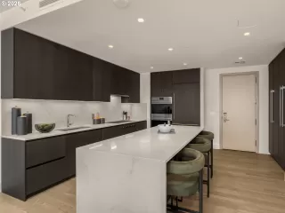 Photo #6: 363982800 Listing 