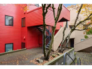 Photo #1: 364081775 Listing