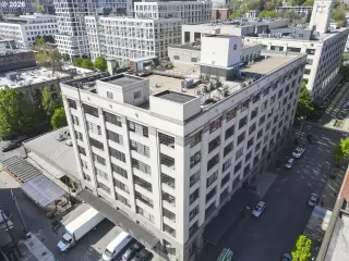 More Details about MLS # 364222060 : 1314 NW IRVING ST 308