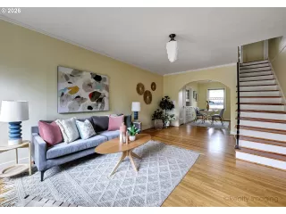 Photo #6: 364789614 Listing 