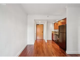 Photo #4: 365306037 Listing 