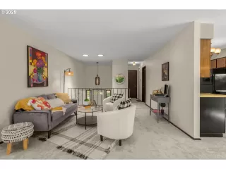 Photo #2: 365523399 Listing