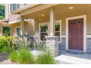 Photo #2: 365558076 Listing