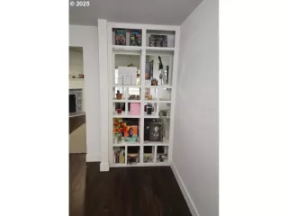 Photo #6: 365649463 Listing 