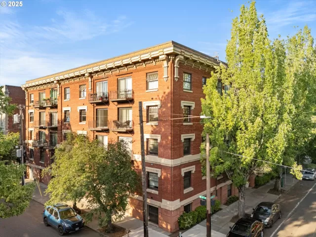 MLS: 366783592 Condo For Sale