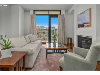 Photo #3: 367471113 Listing