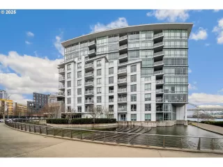 Photo #4: 368052737 Listing 