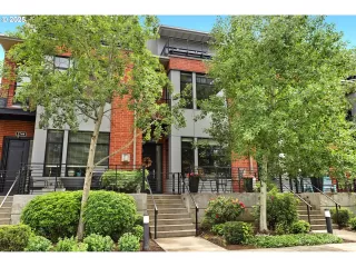 Photo #1: 368456898 Listing 